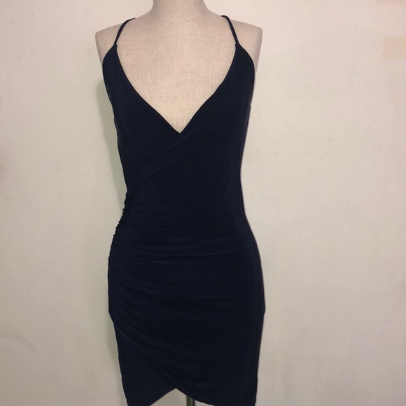 NWOT YANDY Wrapped Crisscross Deep v Mini Dress Medium - Picture 2 of 5